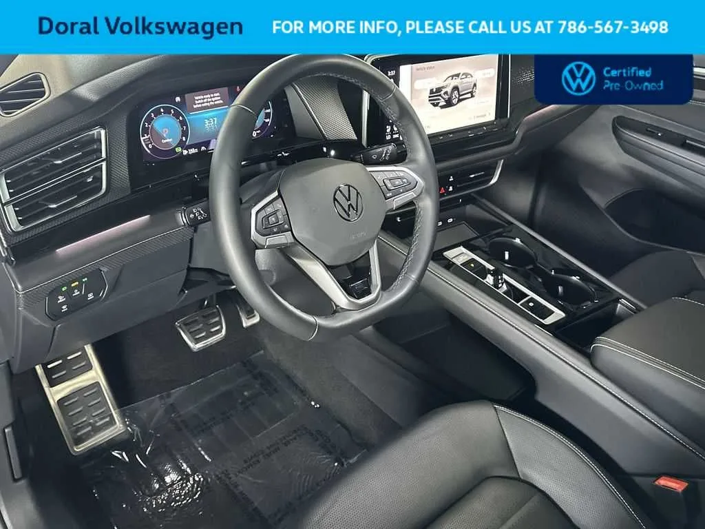 2025 Volkswagen Atlas Cross Sport 2.0T SEL R-Line Black photo 13