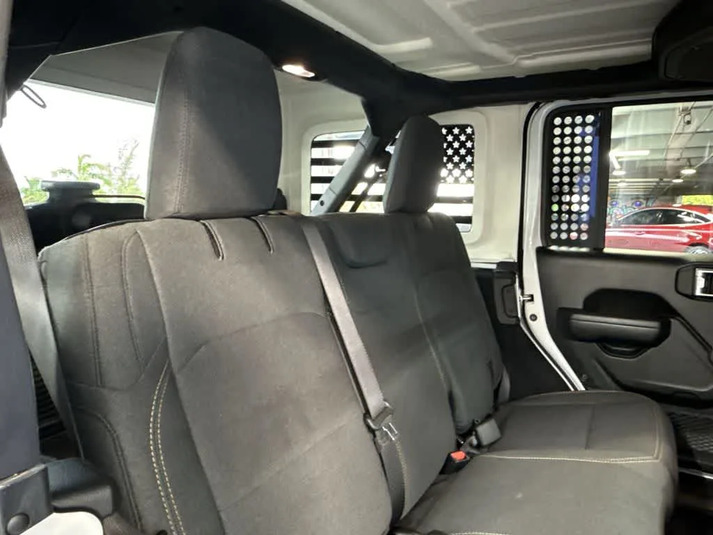 2024 Jeep Wrangler Sport S photo 26