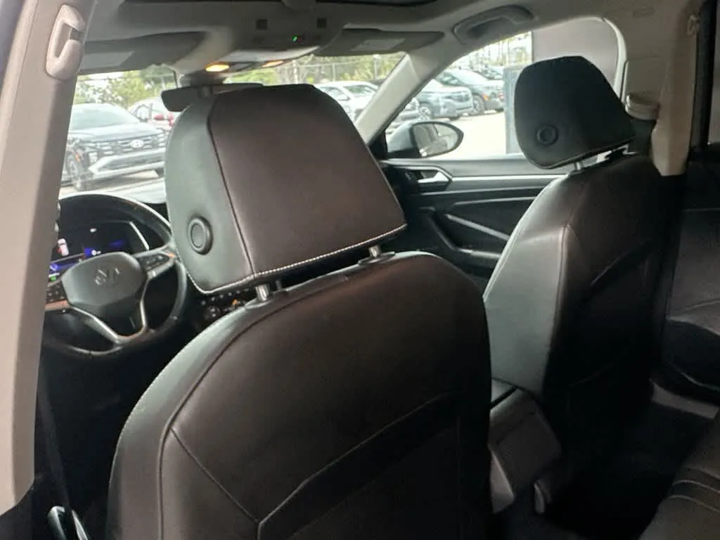2022 Volkswagen Jetta SE photo 23