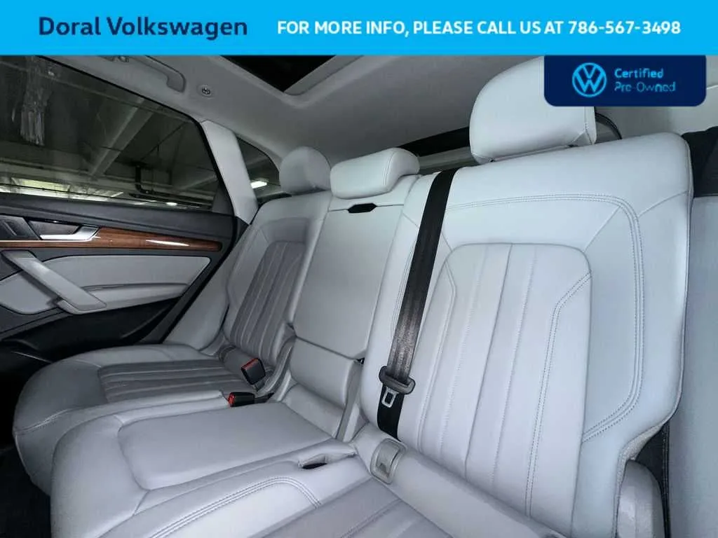 2022 Audi Q5 S line Premium photo 22