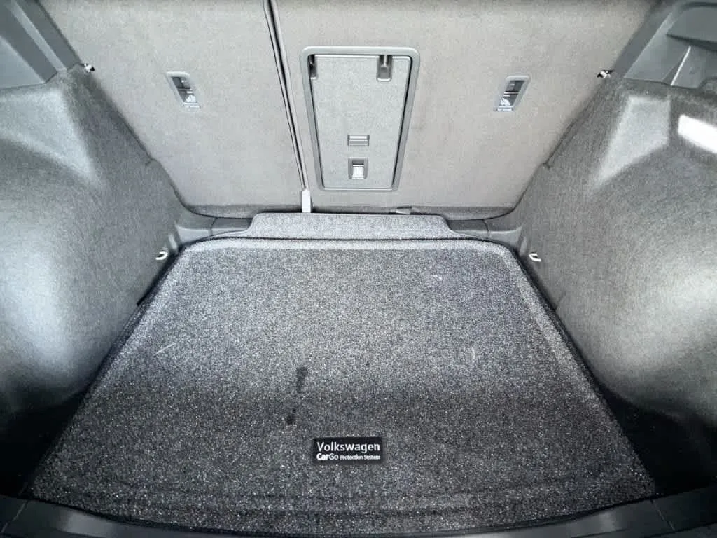 2026 Volkswagen Taos SE photo 25