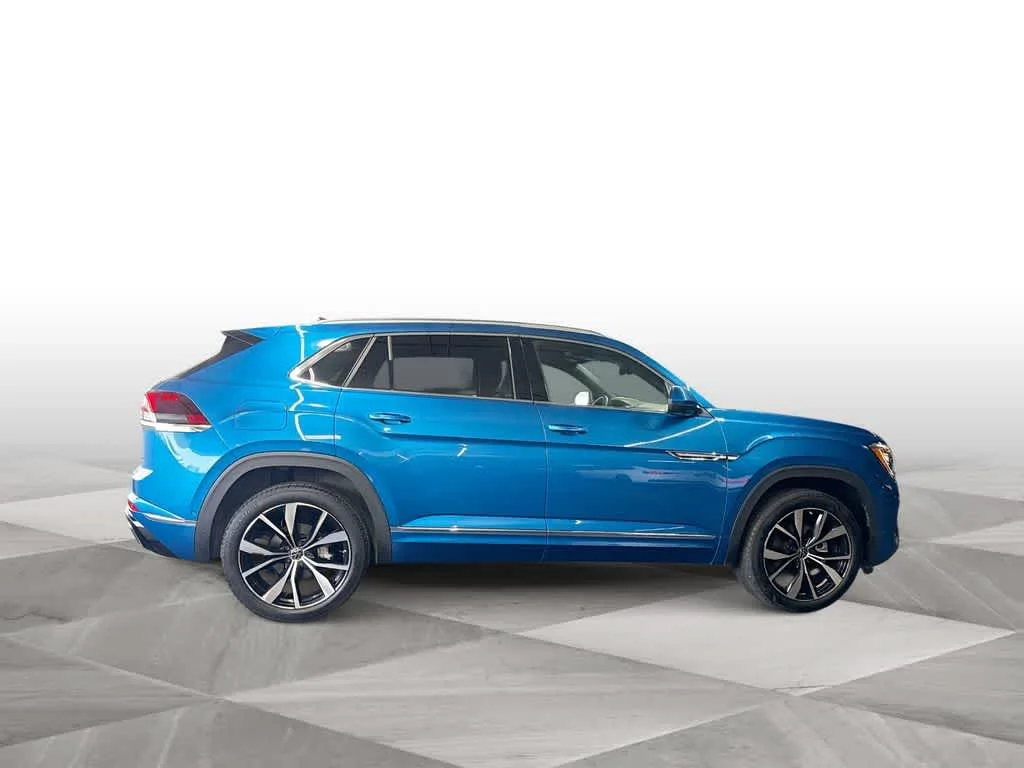 2024 Volkswagen Atlas Cross Sport 2.0T SEL Premium R-Line photo 9