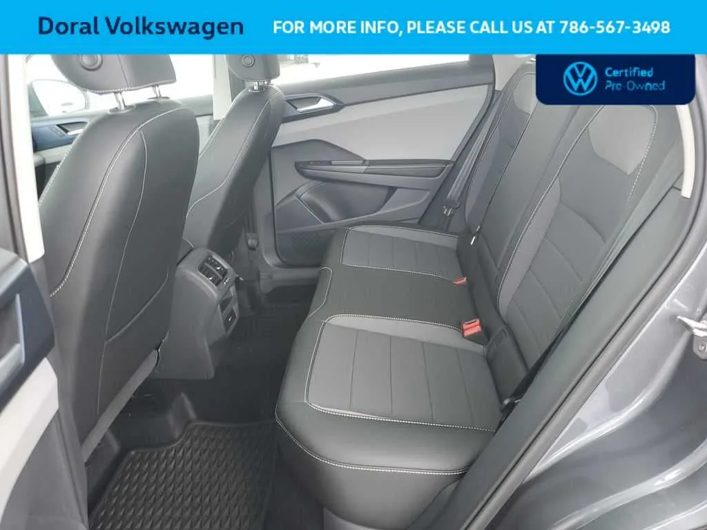 2024 Volkswagen Taos SE photo 26