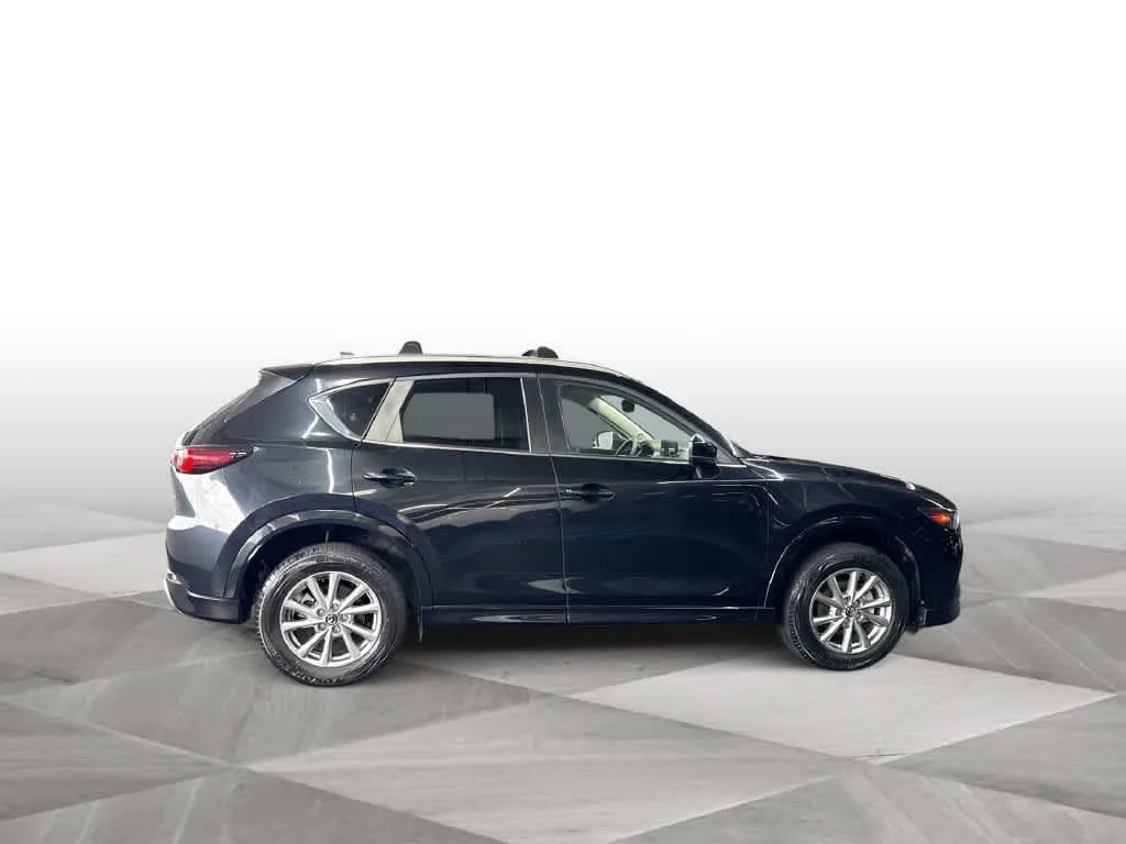 2024 Mazda CX-5 2.5 S Preferred Package photo 9