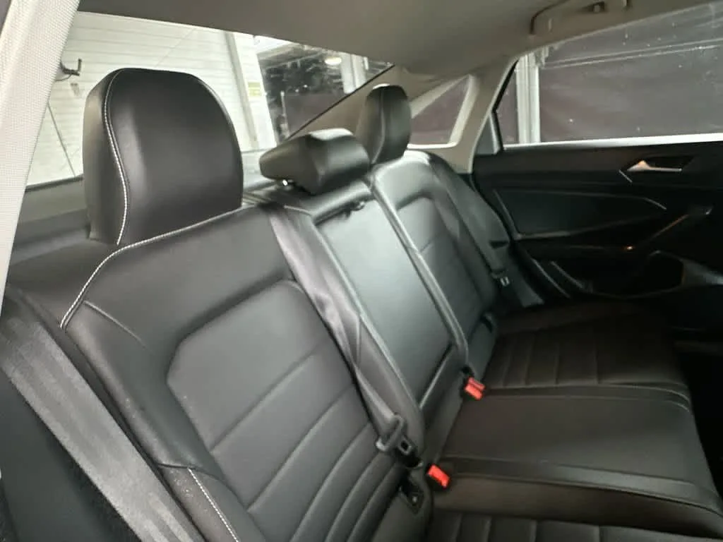 2022 Volkswagen Jetta SE photo 26
