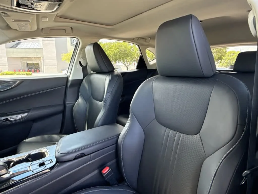 2024 Lexus NX 250 Premium photo 14