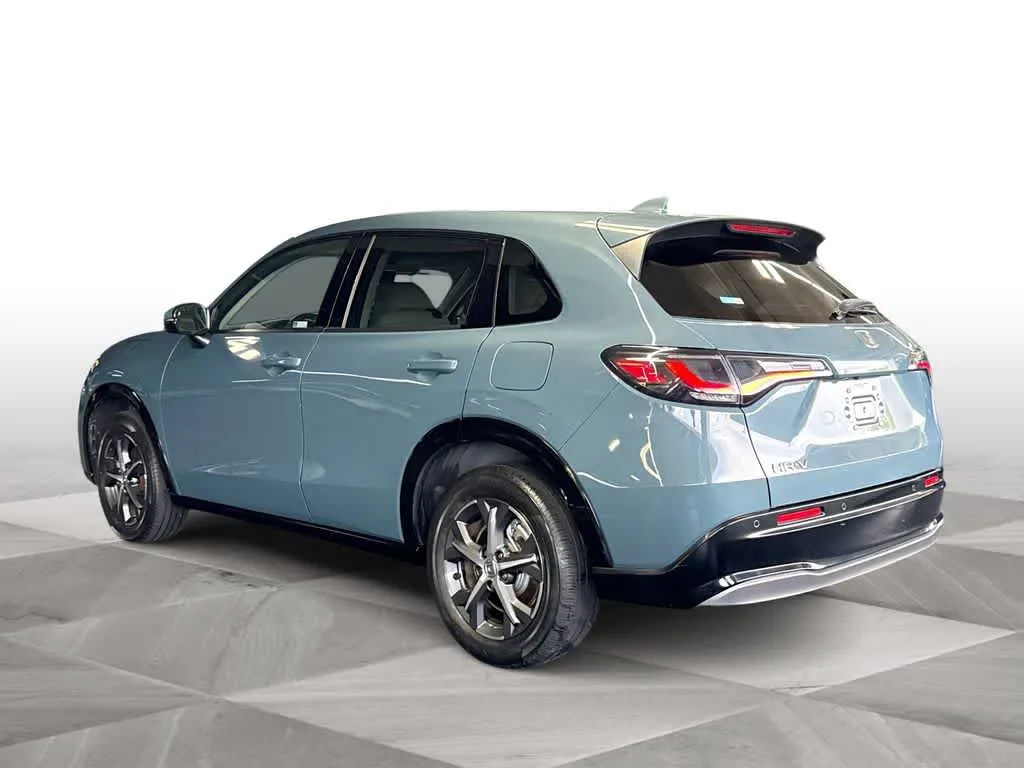 2024 Honda HR-V EX-L photo 6