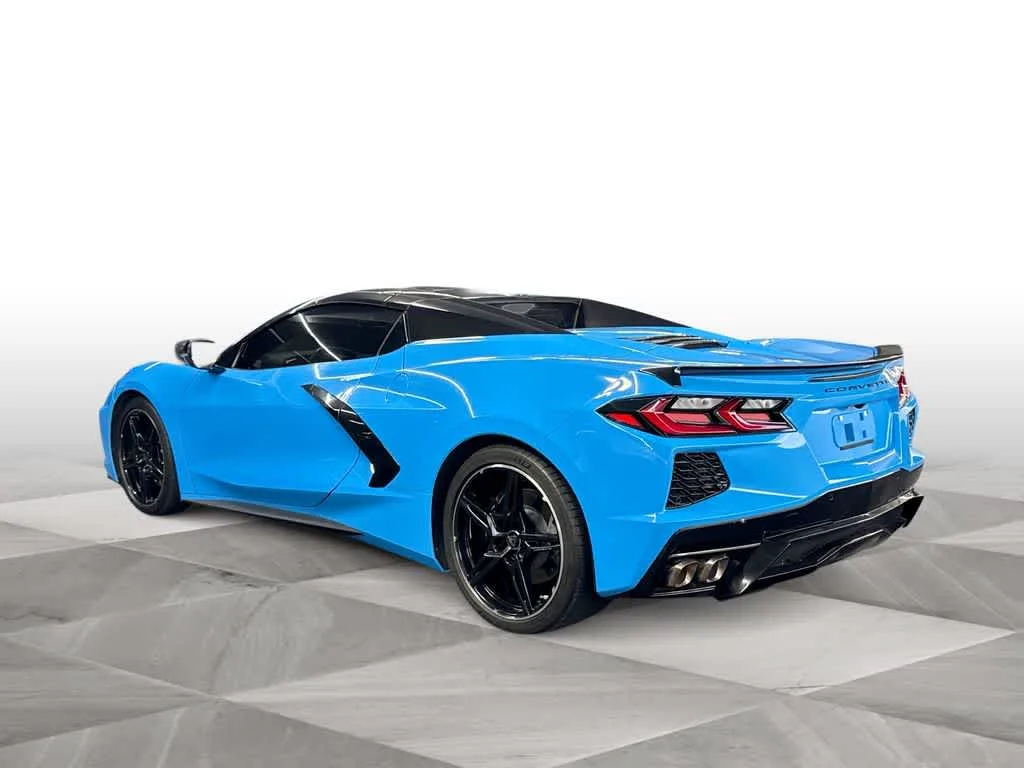 2023 Chevrolet Corvette 2LT photo 6