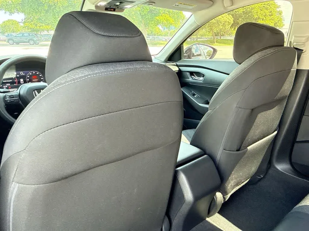 2023 Honda Accord LX photo 23