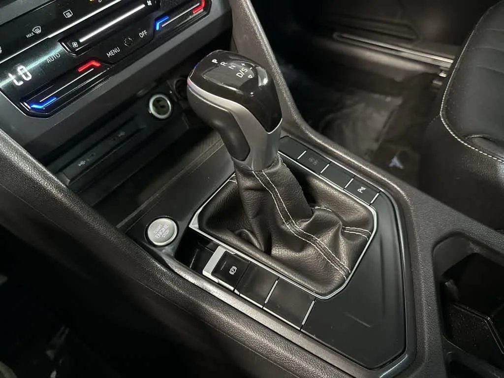 2023 Volkswagen Tiguan SE R-Line Black photo 21