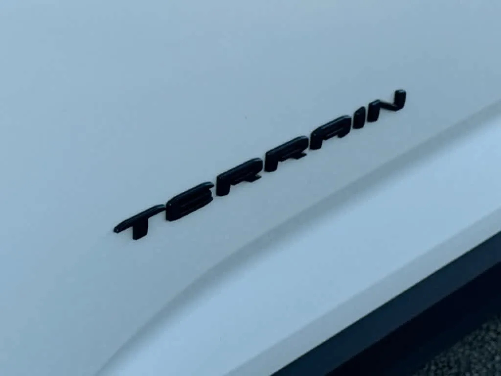 2026 GMC Terrain FWD Elevation photo 10