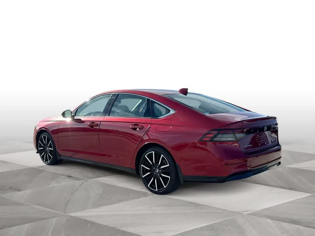 2023 Honda Accord Hybrid Touring photo 6