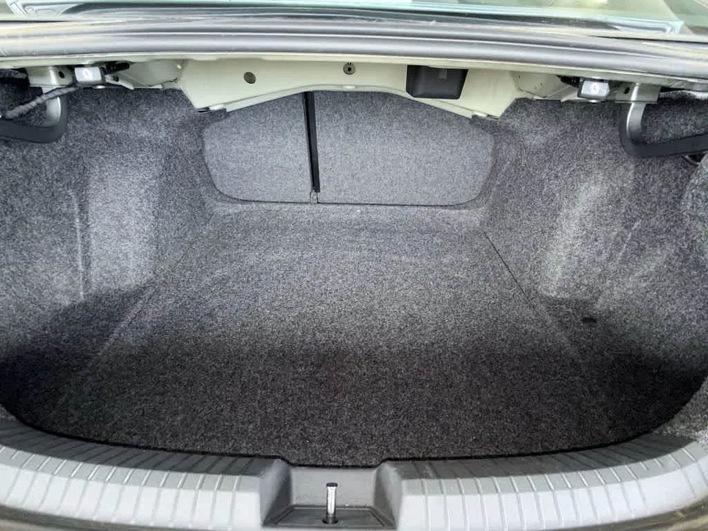 2022 Volkswagen Jetta Sport photo 25