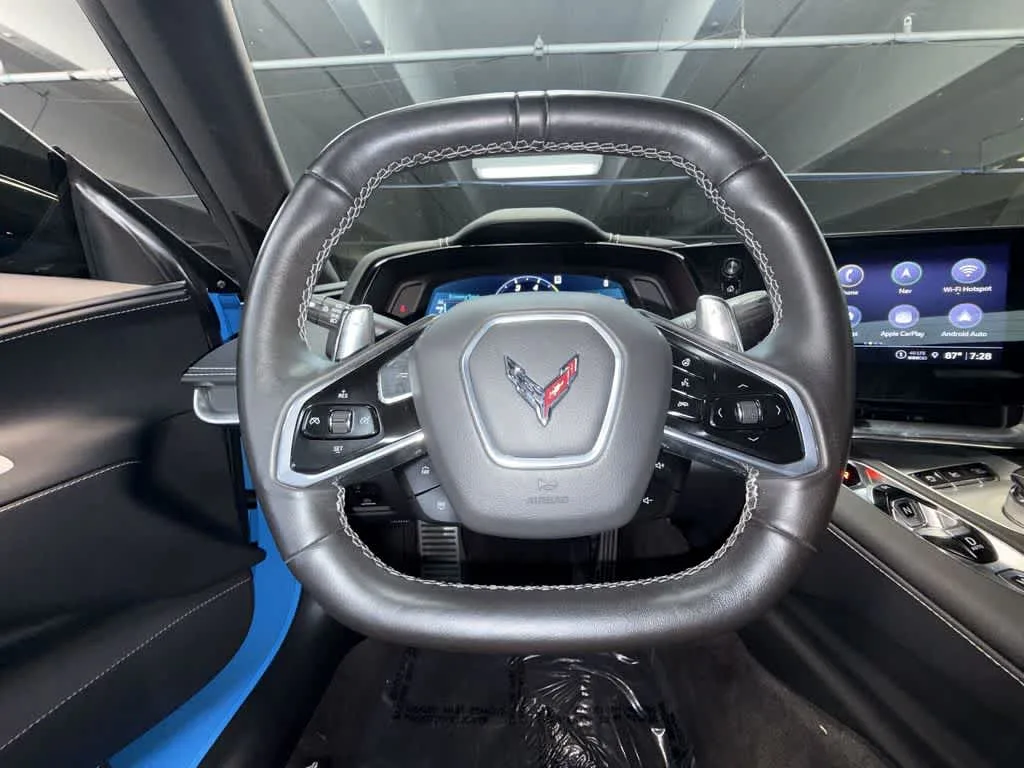 2023 Chevrolet Corvette 2LT photo 15
