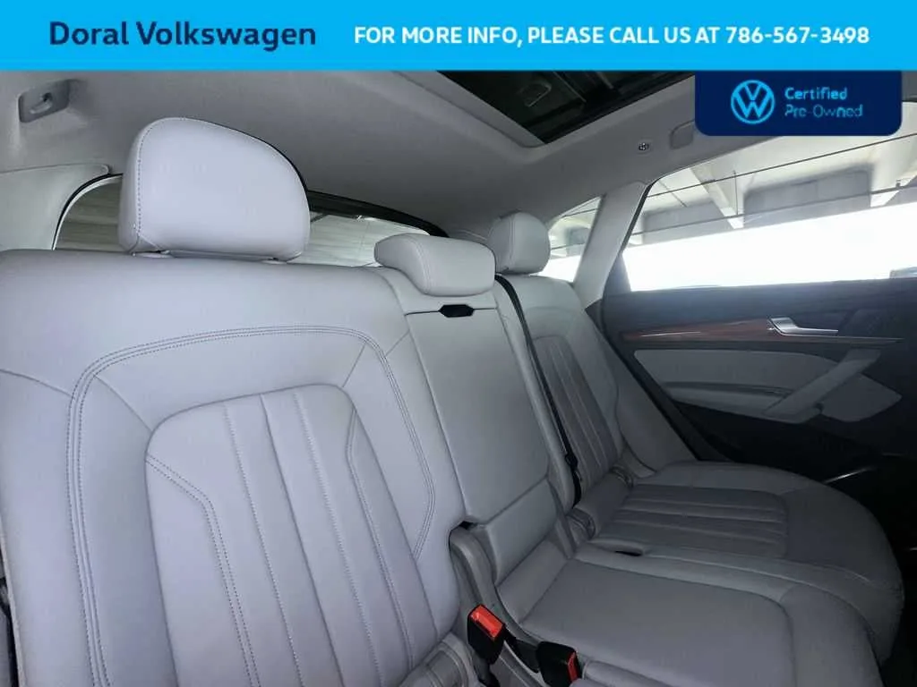 2022 Audi Q5 S line Premium photo 26