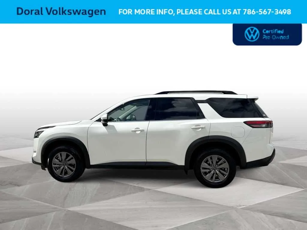 2025 Nissan Pathfinder SV photo 5