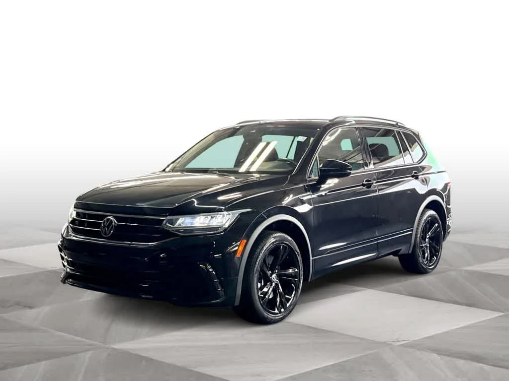 2023 Volkswagen Tiguan SE R-Line Black photo 4