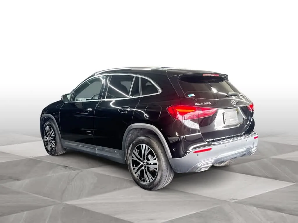 2025 Mercedes-Benz GLA 250 GLA 250 photo 6