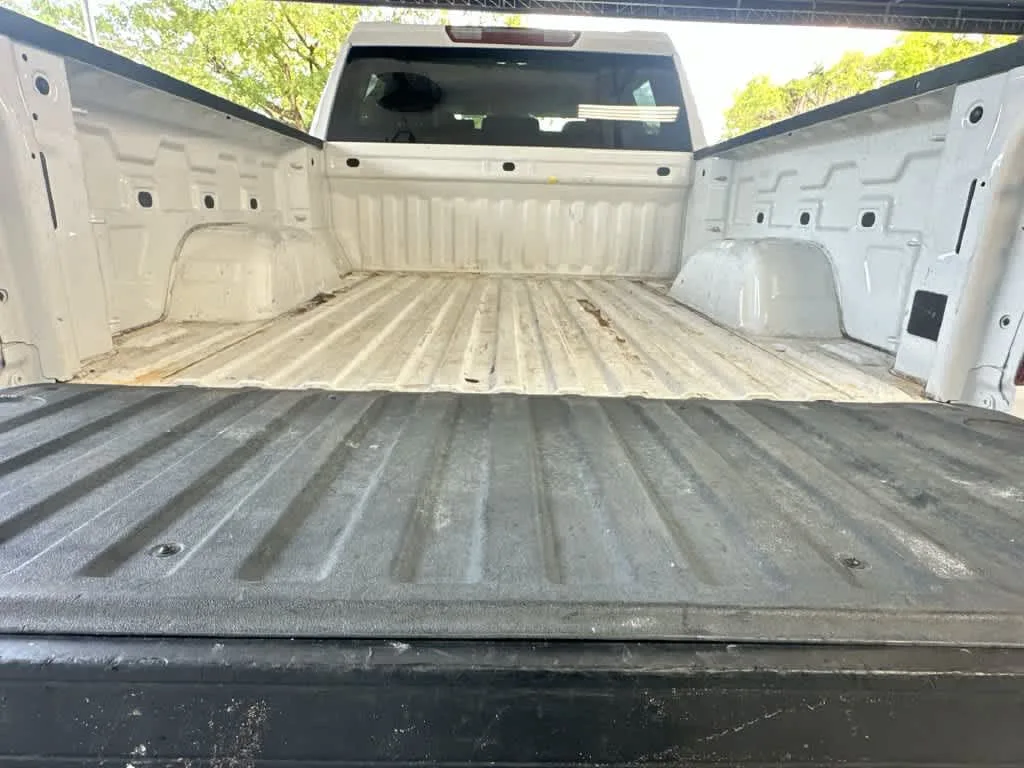 2021 Chevrolet Silverado 1500 LT photo 25
