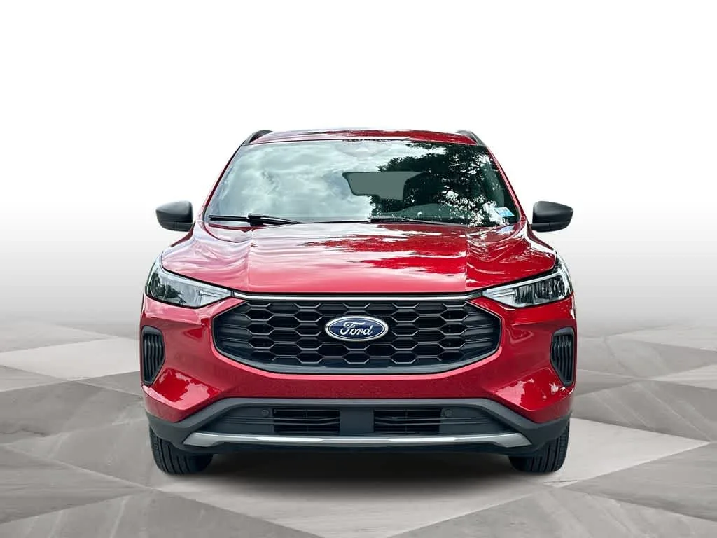 2025 Ford Escape ST-Line photo 3