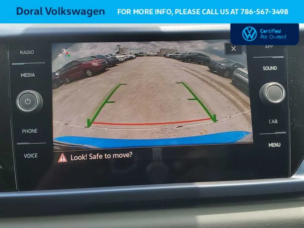 2023 Volkswagen Taos SE photo 24