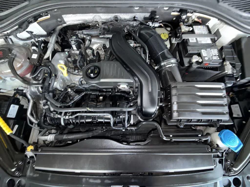 2023 Volkswagen Jetta Sport photo 12