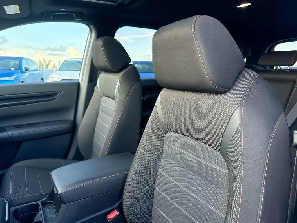2024 Honda CR-V Hybrid Sport photo 14