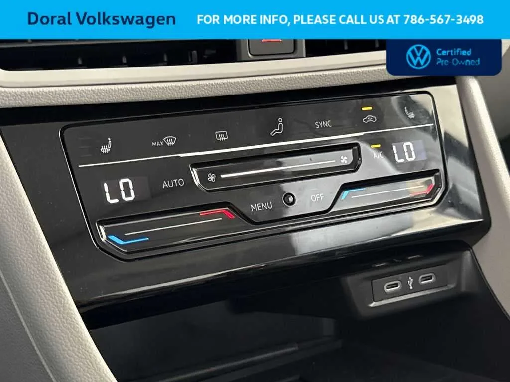 2025 Volkswagen Jetta SE photo 20