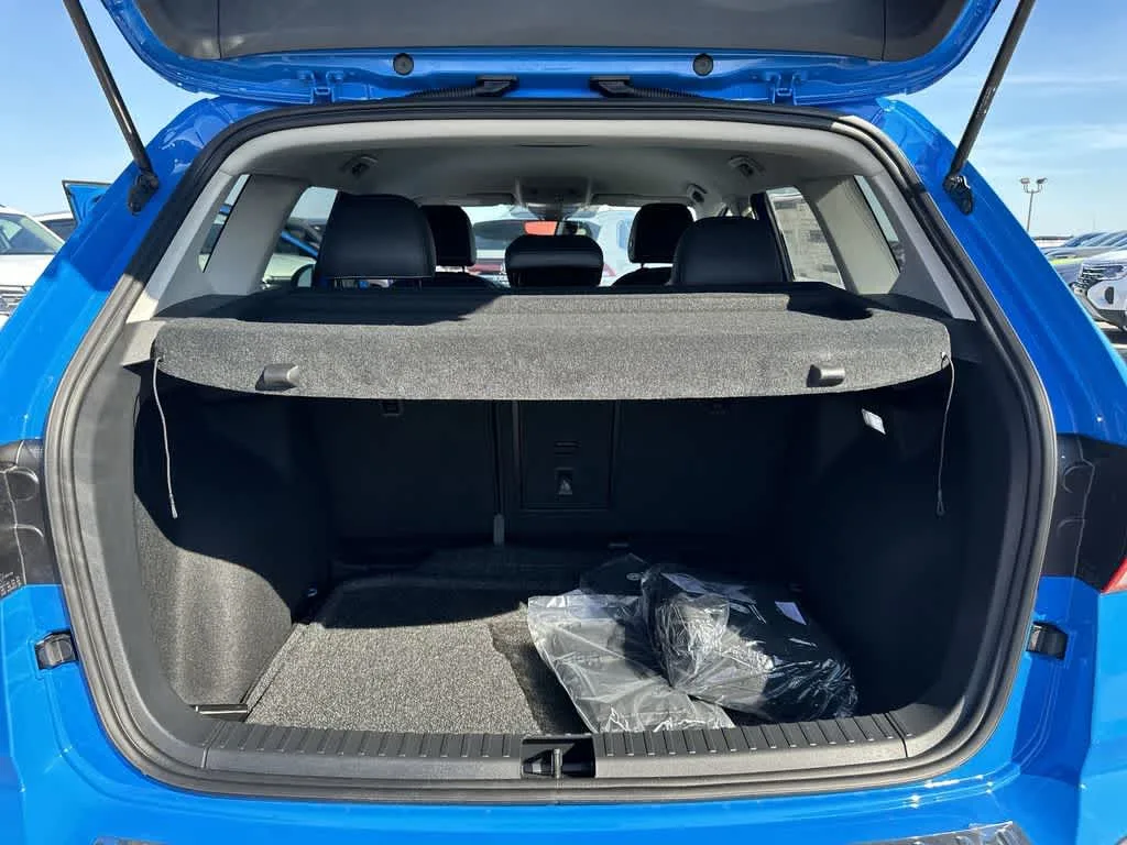 2024 Volkswagen Taos SE photo 33