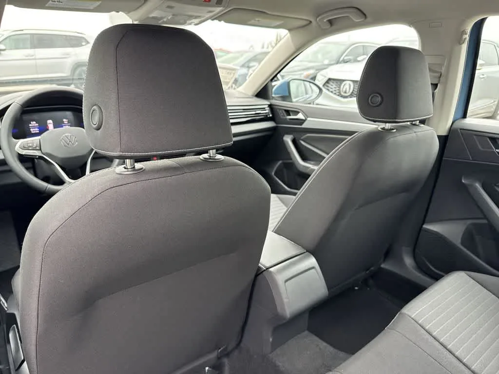 2025 Volkswagen Jetta S photo 29