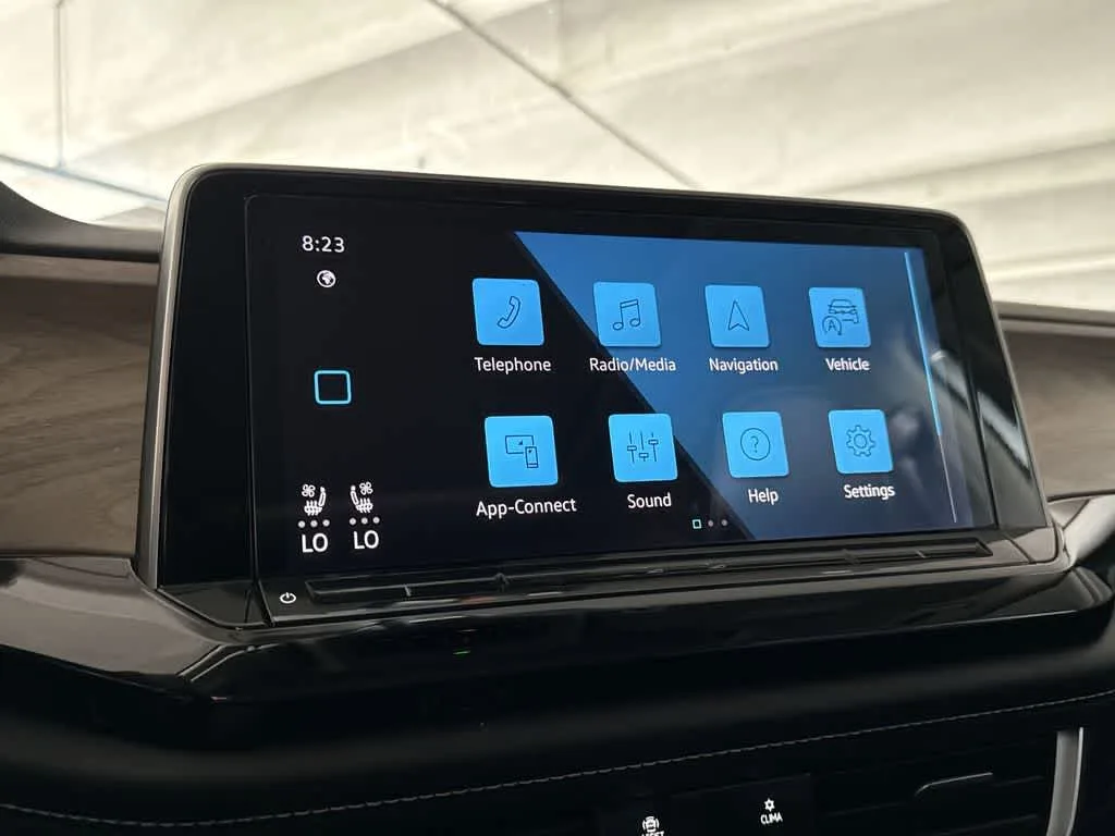 2024 Volkswagen Atlas 2.0T SE w/Technology photo 17