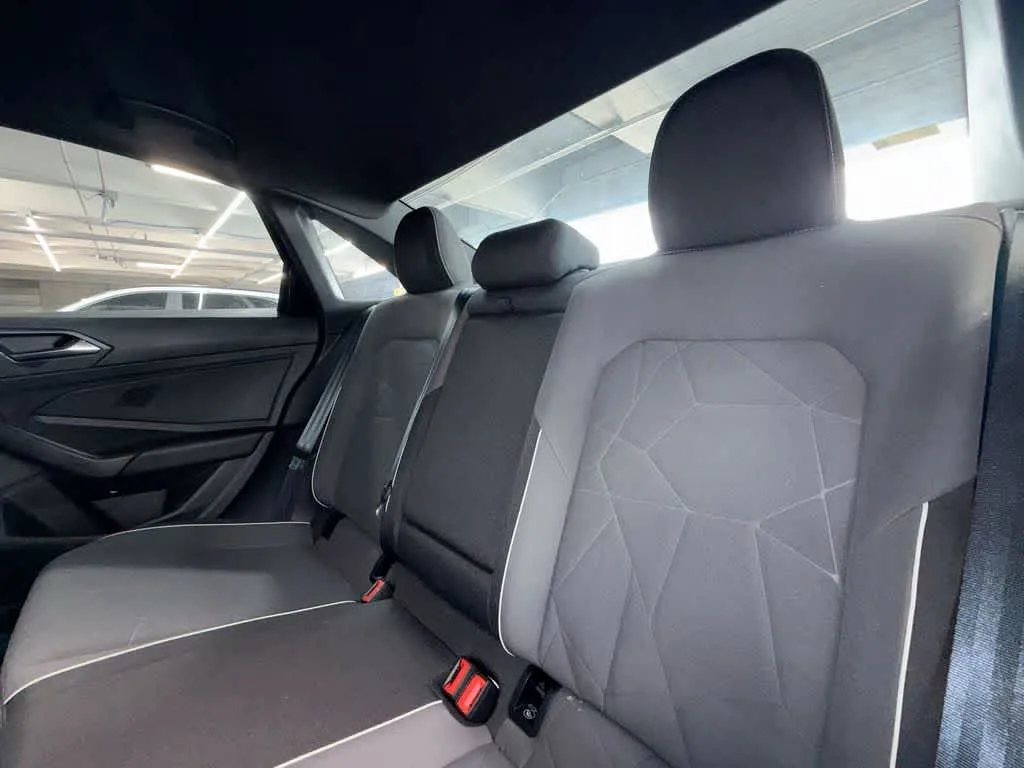 2026 Volkswagen Jetta Sport photo 22