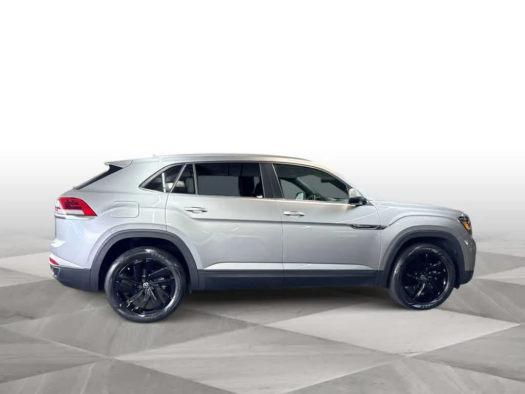 2023 Volkswagen Atlas Cross Sport 3.6L V6 SE w/Technology photo 9