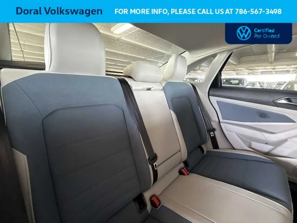 2025 Volkswagen Jetta SE photo 26
