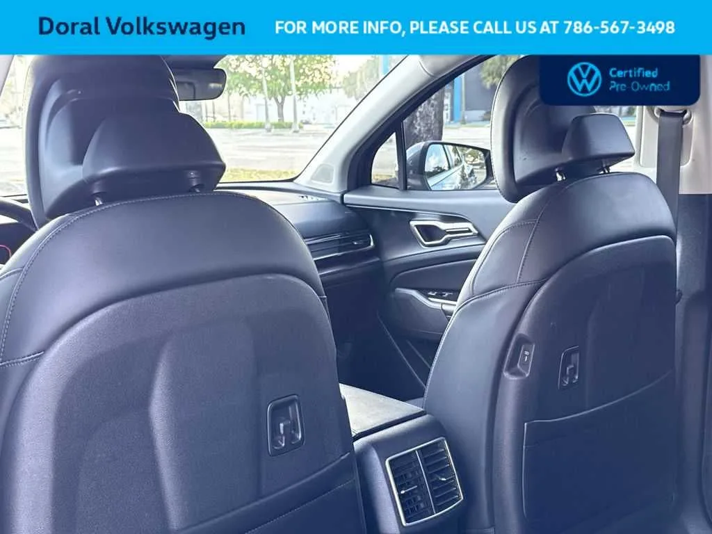 2023 Kia Sportage EX photo 23