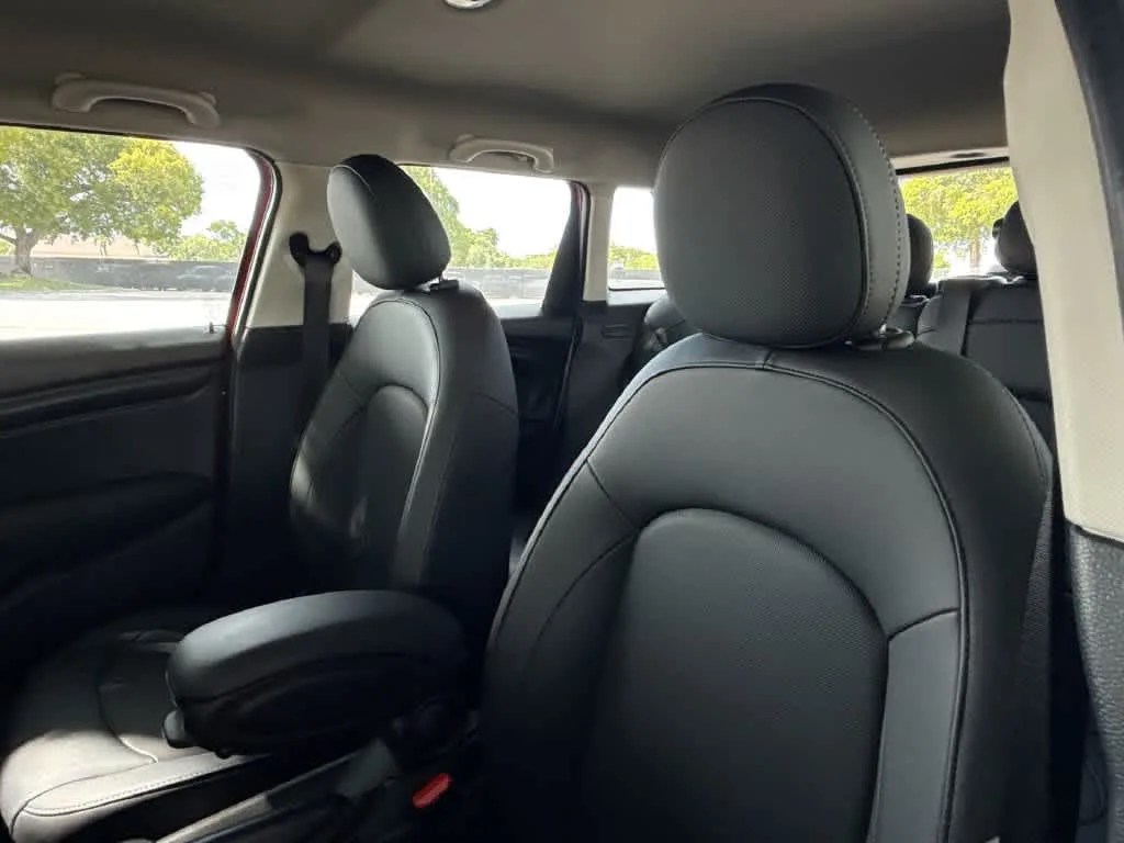 2024 MINI Hardtop 4 Door Cooper photo 14