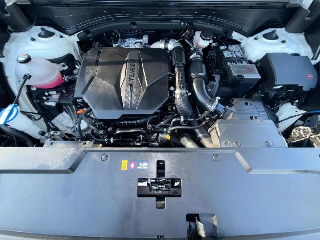 2026 Hyundai Santa Fe SEL photo 12