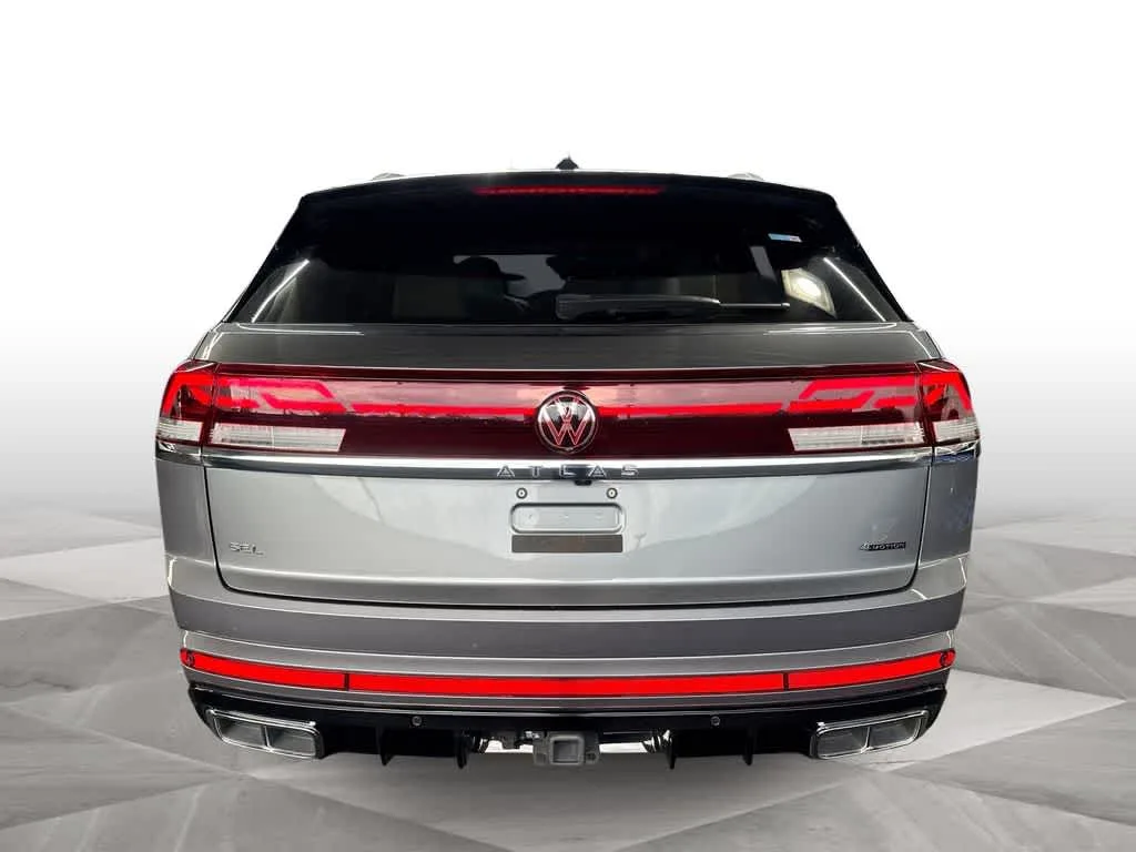 2024 Volkswagen Atlas Cross Sport 2.0T SEL Premium R-Line photo 7