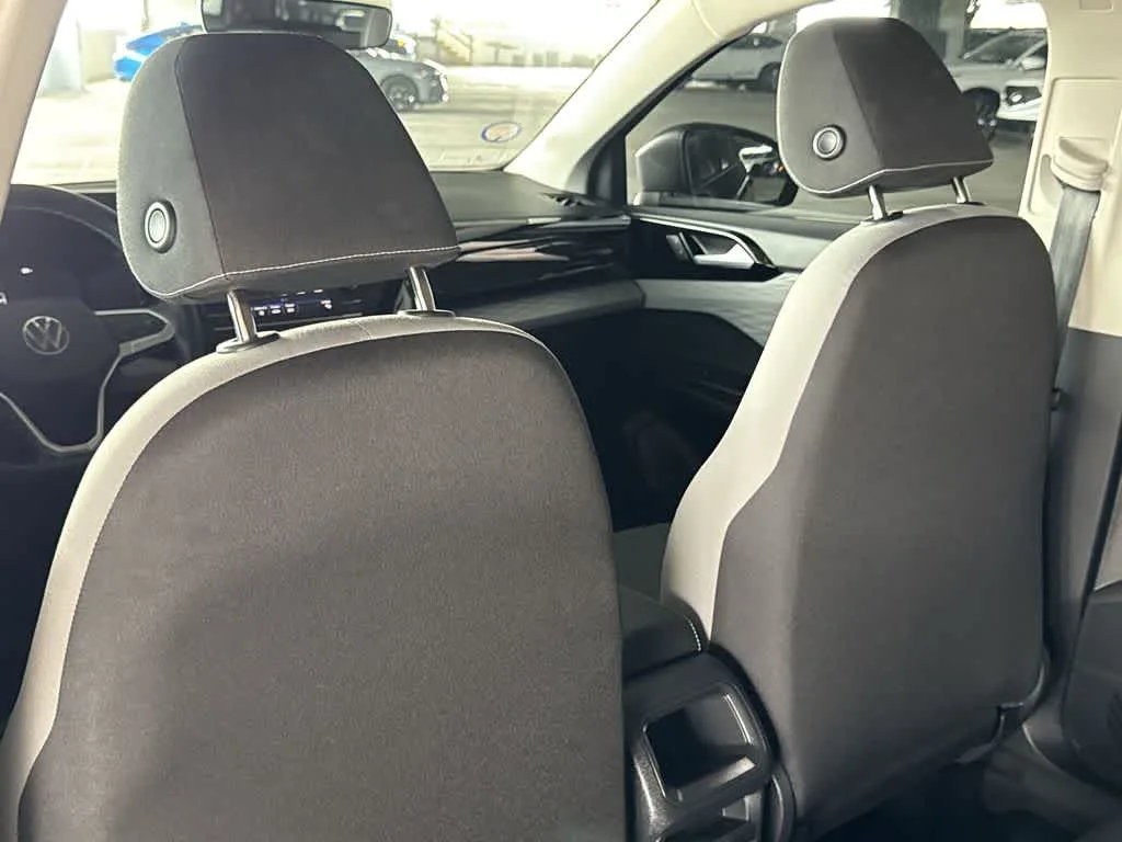 2024 Volkswagen Taos S photo 23