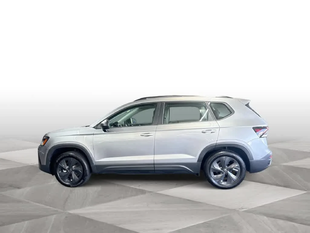 2026 Volkswagen Taos S photo 5