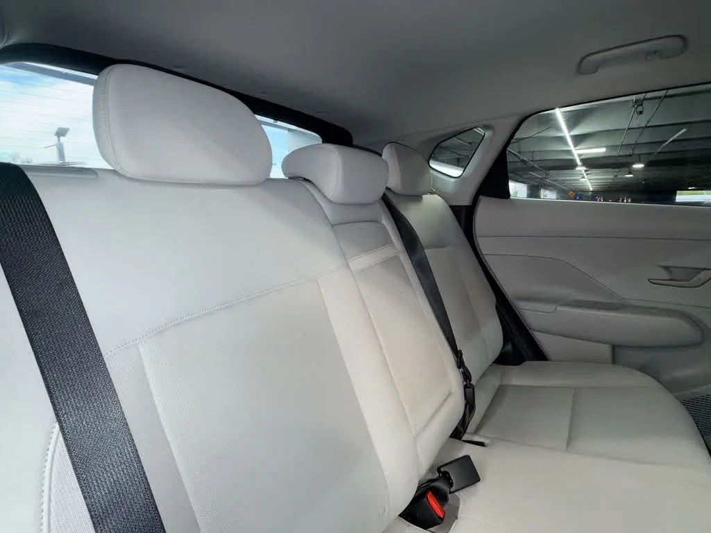 2024 Hyundai Kona SEL photo 26
