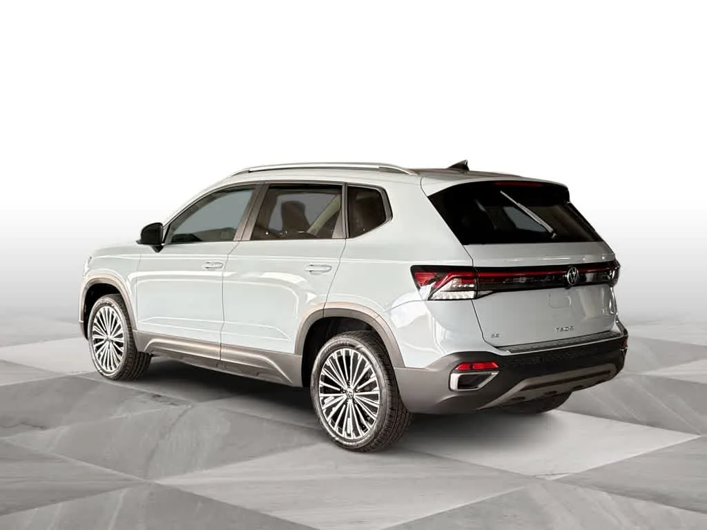 2026 Volkswagen Taos SE photo 6