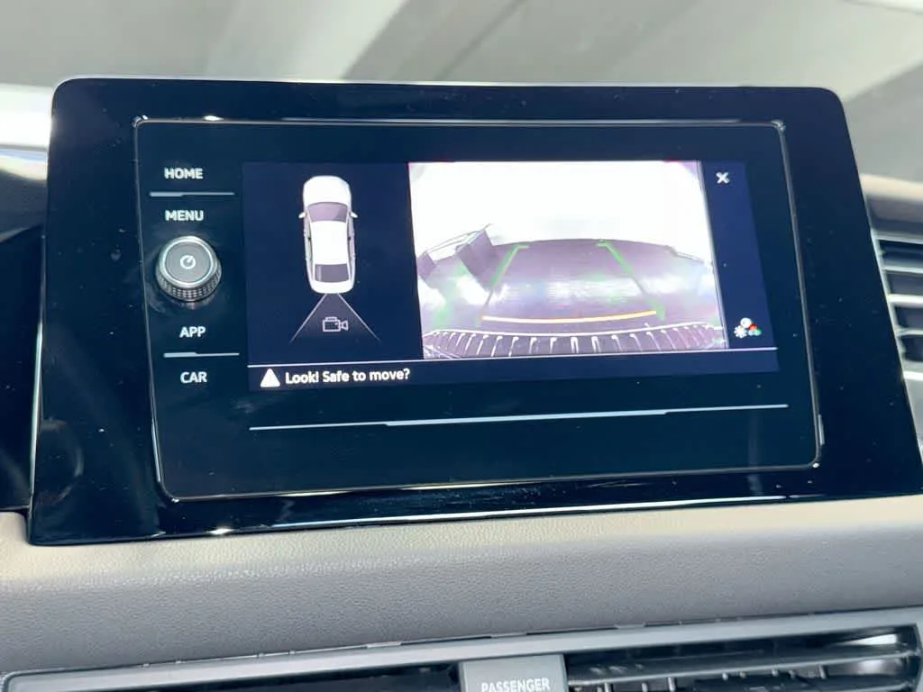 2026 Volkswagen Jetta Sport photo 18