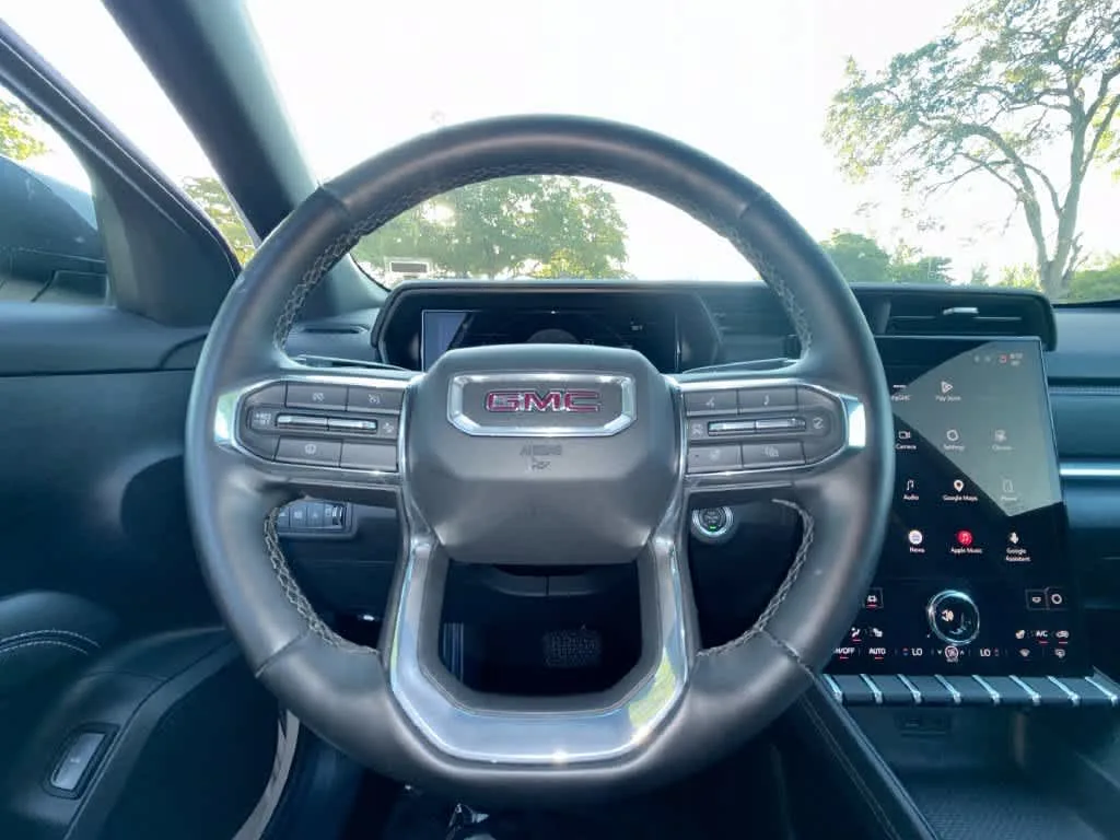 2026 GMC Terrain FWD Elevation photo 15