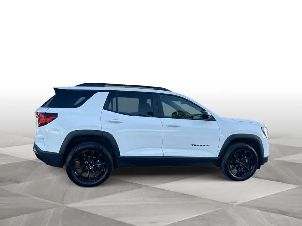 2026 GMC Terrain FWD Elevation photo 9
