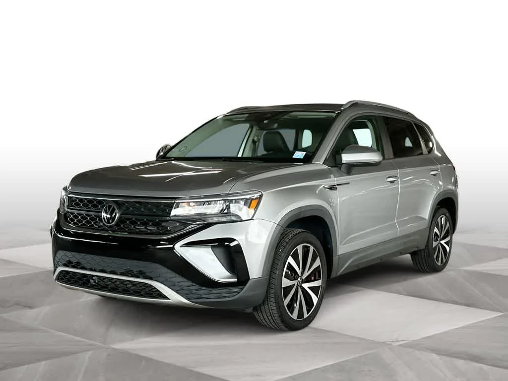 2023 Volkswagen Taos SE photo 4