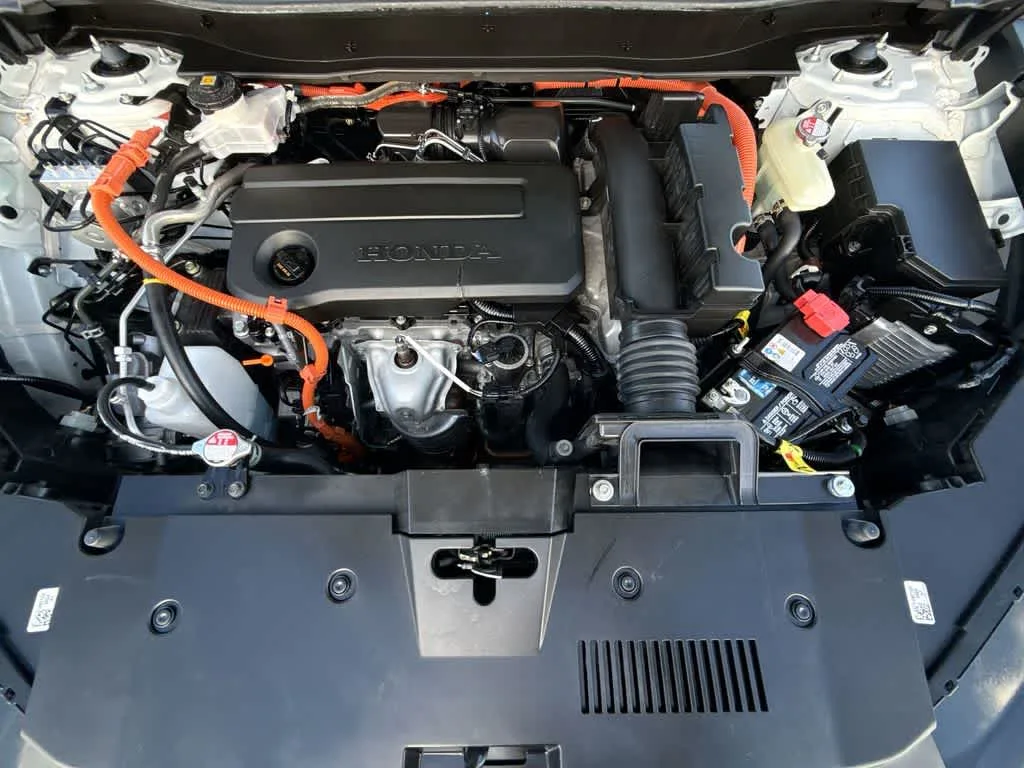 2024 Honda CR-V Hybrid Sport photo 12