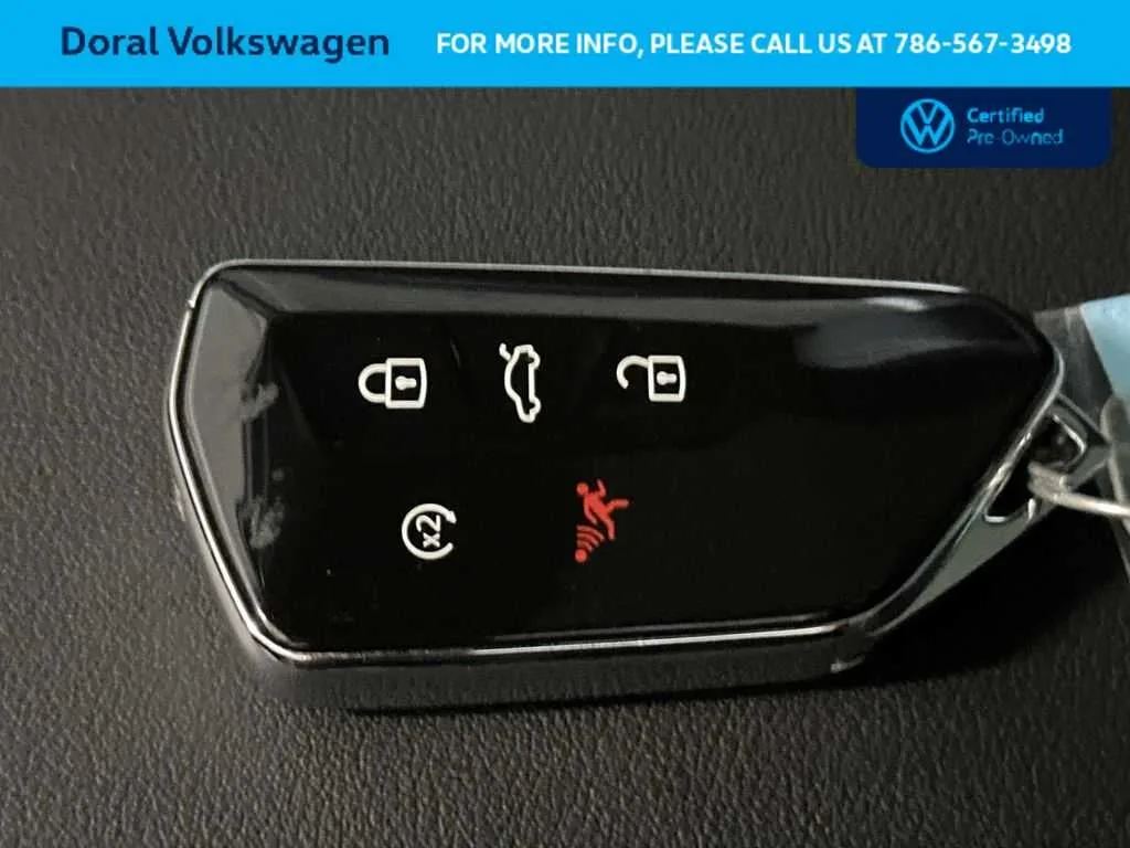 2025 Volkswagen Atlas Cross Sport 2.0T SEL R-Line Black photo 28