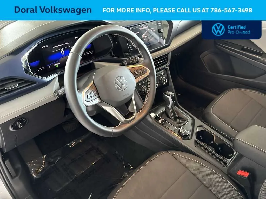 2024 Volkswagen Taos SE photo 13
