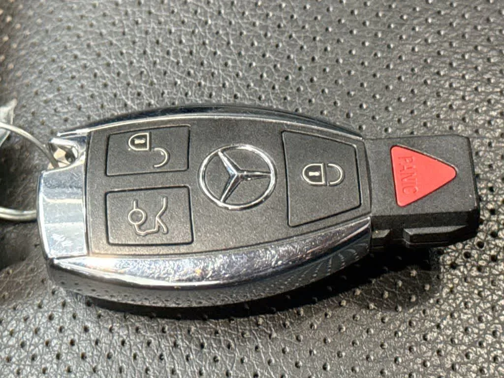 2017 Mercedes-Benz SL 550 SL 550 photo 28